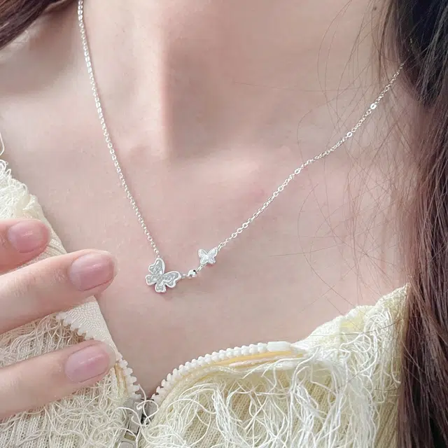 CUTE DAME 999