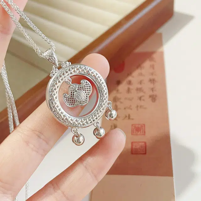 CUTE DAME S990S999