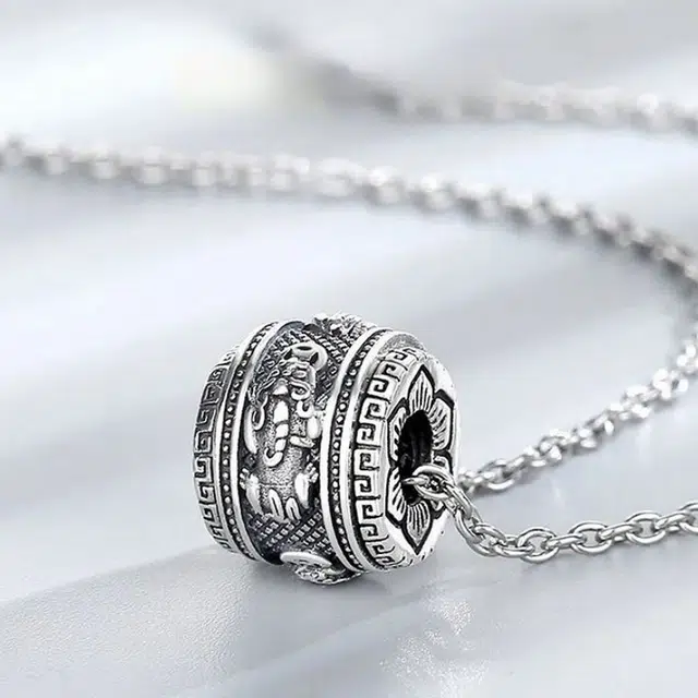 CUTE DAME S990