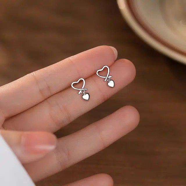 CUTE DAME S990