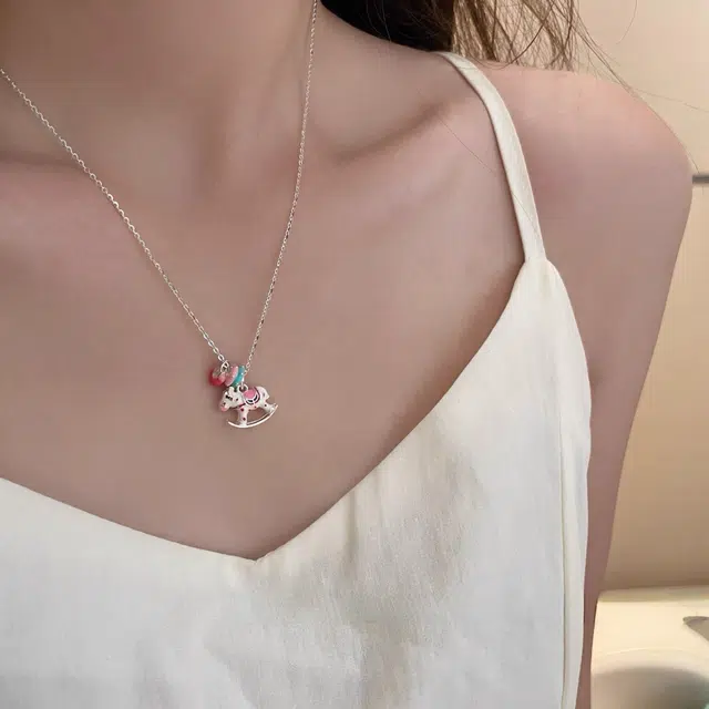 CUTE DAME S990