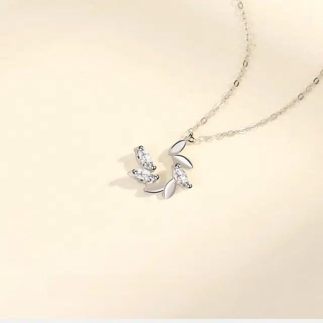 CUTE DAME 925