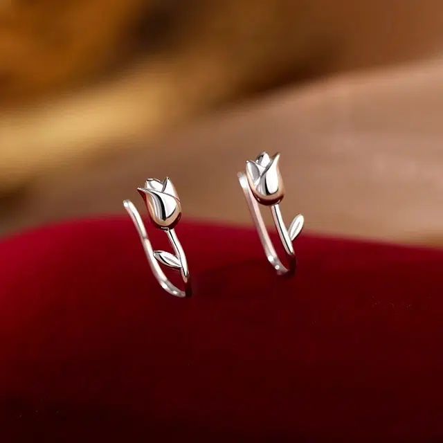 CUTE DAME S990