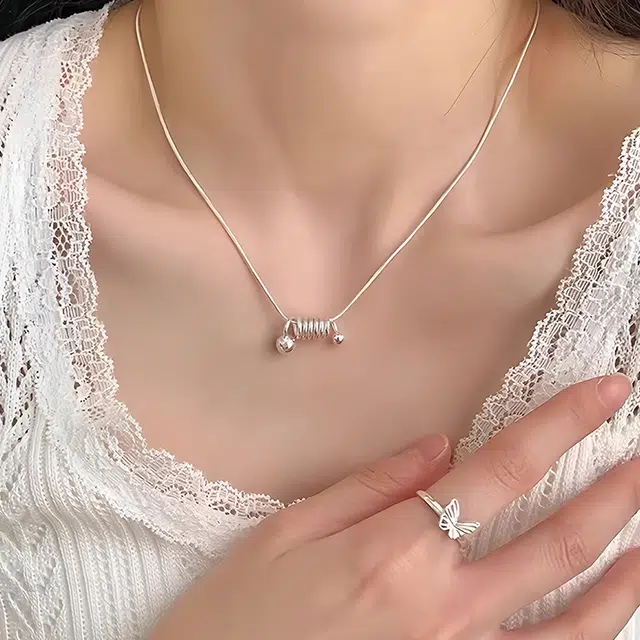 CUTE DAME S990