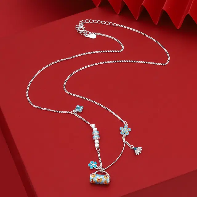 CUTE DAME S990