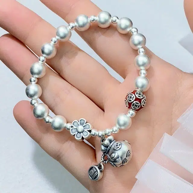CUTE DAME S990
