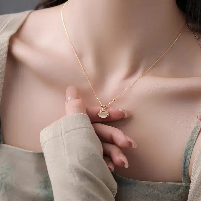 CUTE DAME S925