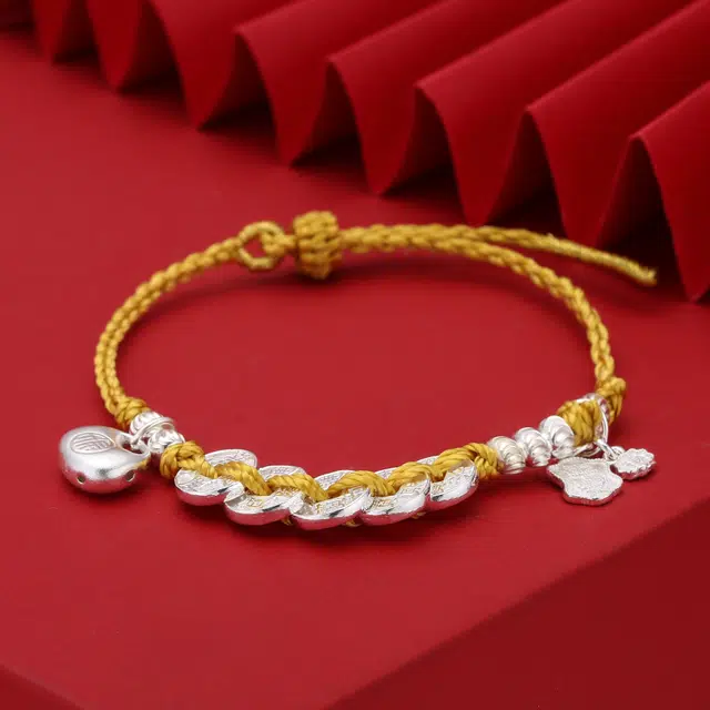 CUTE DAME S999