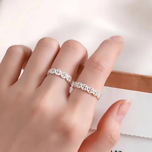 CUTE DAME S990