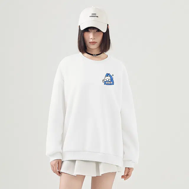 棉致 卡通小熊宽松慵懒风街头休闲圆领薄款卫衣 女