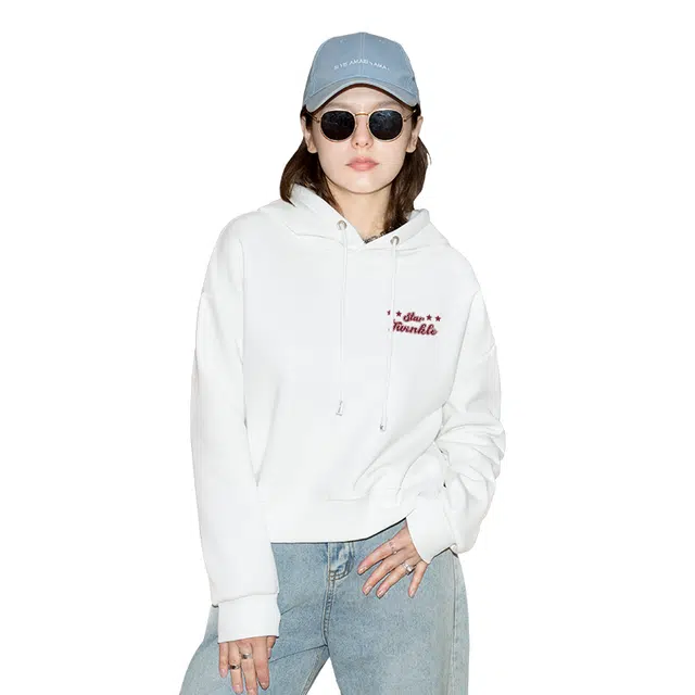 棉致 美式字母涂鸦卡通可爱百搭潮流创意简约舒适落肩连帽短款长袖卫衣 女款