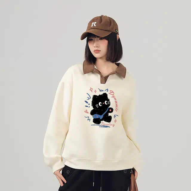 棉致 百搭活力小猫涂鸦翻领撞色学院风柔软舒适宽松卫衣 女款