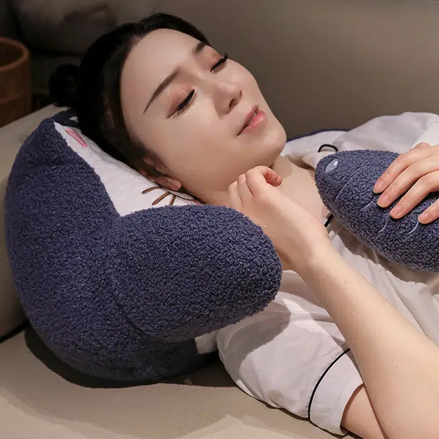 皮皮豆 泰迪绒冰豆豆腰靠 卡通可爱清凉透气椅子靠垫午睡趴枕 玩偶周边