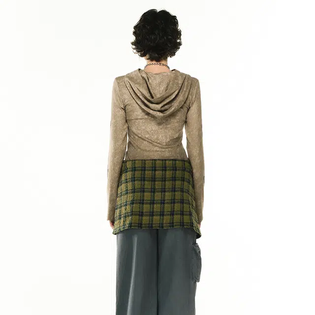ANDREA MARTIN T