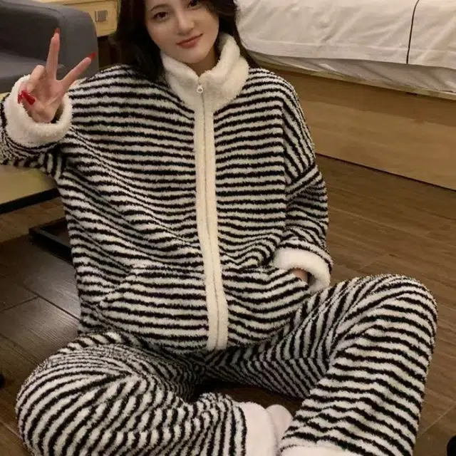 米囹 秋冬季半边绒拉链款厚款女士珊瑚绒保暖家居服大码睡衣套装 女款