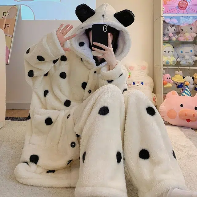 米囹 网红波点睡衣女冬季连帽卡通珊瑚绒加厚家居服睡袍 女款