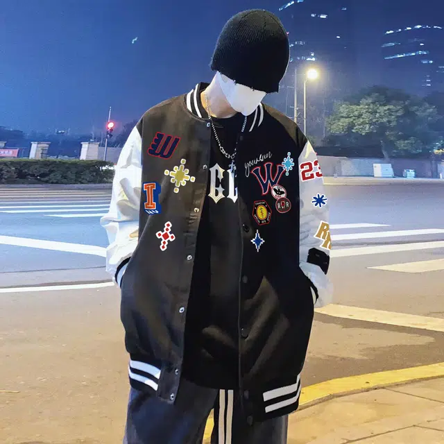 宜而爽  美式高街复古个性涂鸦标签贴图案字母印花高级感条纹拼接撞色飞行员夹克外套宽松休闲舒适百搭单排扣棒球服 男女同款