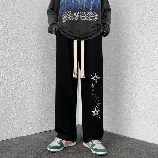 宜而爽 美式复古高街潮流时尚基础简约纯色闪烁星星图案印花抽绳系带宽松直筒显高垂感阔腿松紧腰运动百搭休闲裤 男女同款