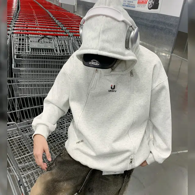UPZCY