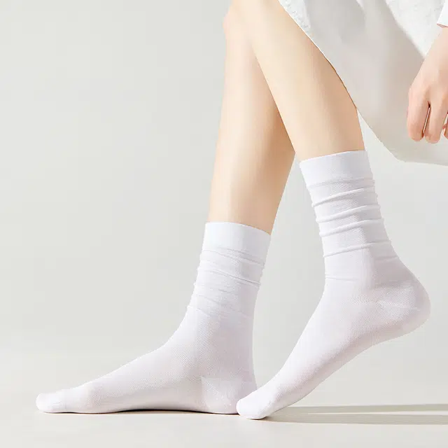 莫代尔 浅色系组合亲肤舒适透气吸湿袜子休闲运动百搭中筒袜 女款