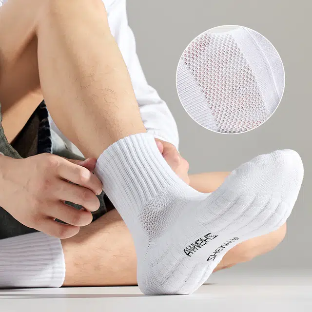 莫代尔 舒适透气吸汗防臭减震耐磨运动袜高弹不勒脚时尚简约休闲男款袜子男袜大码宽松抗造纯色百搭中筒袜 男女同款