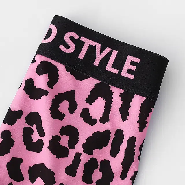 莫代尔 冰丝卡通黑粉豹纹潮流印花少女宽松透气舒适抗菌运动中腰三角裤内裤 女款 组合装 图片色
