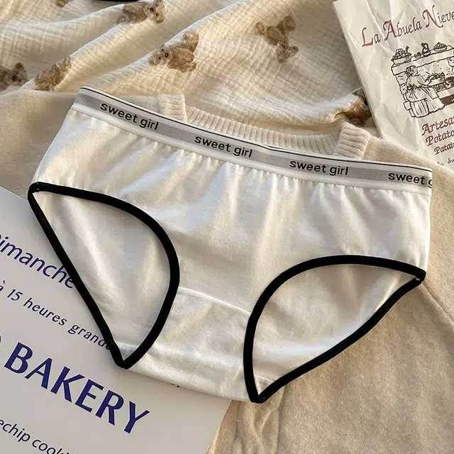 莫代尔 柔软舒适云感棉裆短裤透气吸汗排湿不勒臀三角裤百搭简约时尚字母腰边潮流内裤 女款