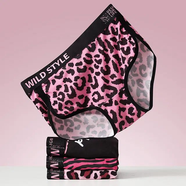 莫代尔 冰丝卡通黑粉豹纹潮流印花少女宽松透气舒适抗菌运动中腰三角裤内裤 女款 组合装 图片色