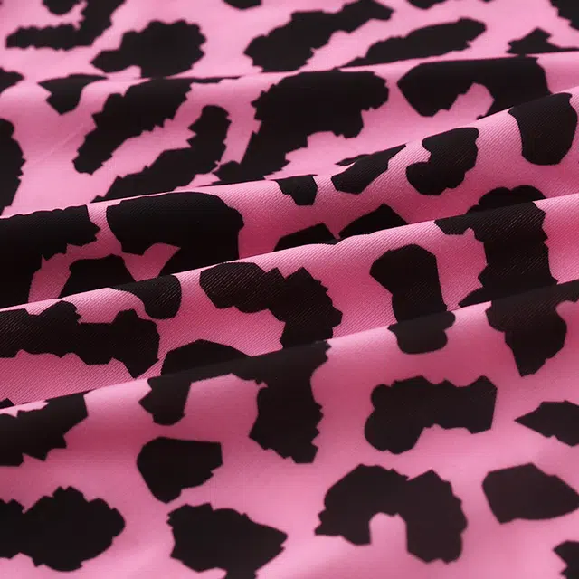 莫代尔 冰丝卡通黑粉豹纹潮流印花少女宽松透气舒适抗菌运动中腰三角裤内裤 女款 组合装 图片色