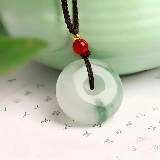月岚 烟雨 清透水润 意境青山黛 国风新中式 清冷高级感 烟雨江南 国潮旗袍 招财纳福 转运珠平安扣 天山翠 吊坠 男女同款情侣款