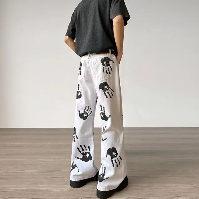 PANDA ADEVIL vibe