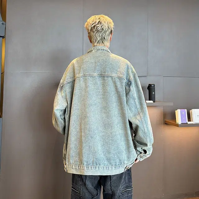 巴塞罗那足球俱乐部 多风格融合复古高级感长袖服饰牛仔外套 男女同款