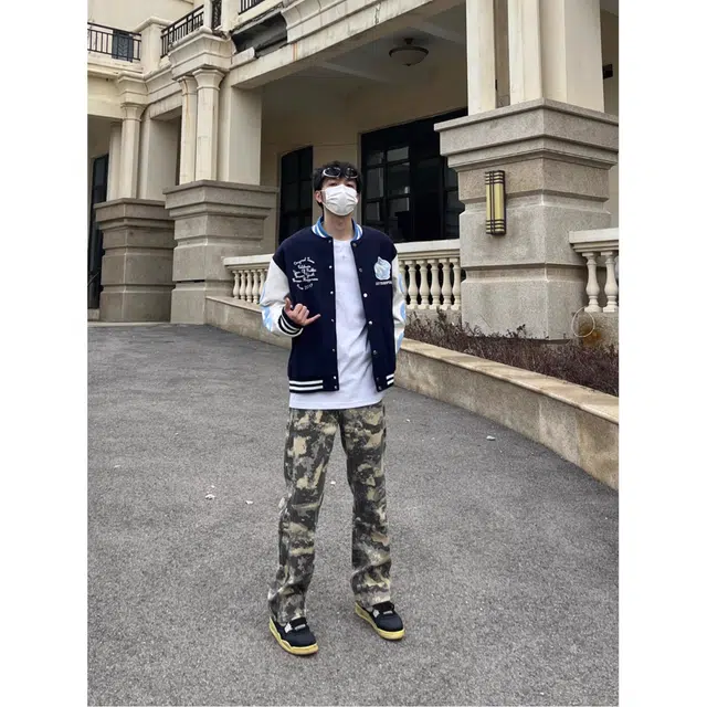 PANDA ADEVIL vibe