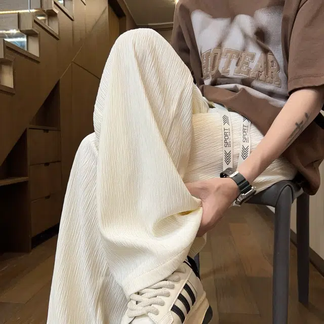 北极绒 美式褶皱垂感潮牌宽松直筒阔腿裤百搭弯刀裤休闲裤 男款