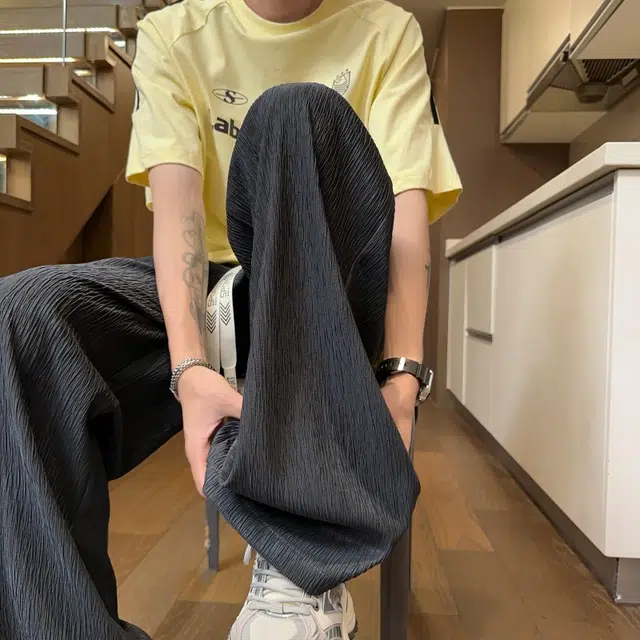 北极绒 美式褶皱垂感潮牌宽松直筒阔腿裤百搭弯刀裤休闲裤 男款