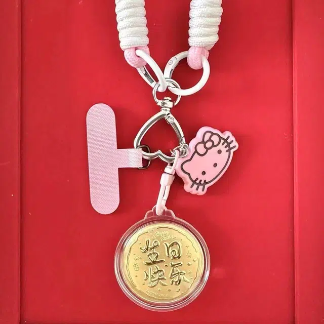 999
