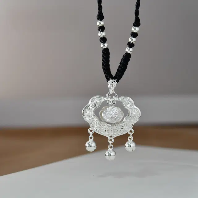 麟典 福字平安长命锁 新中式轻奢小众设计长命锁转运珠祥云如意 合金 项链 男女同款情侣款