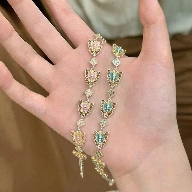 麟典 描金珐琅粉彩蝴蝶 新中式复古精致蝴蝶手饰女 气质典雅古法国风汉服配饰  高级礼盒 #好运 合金 手链 女款