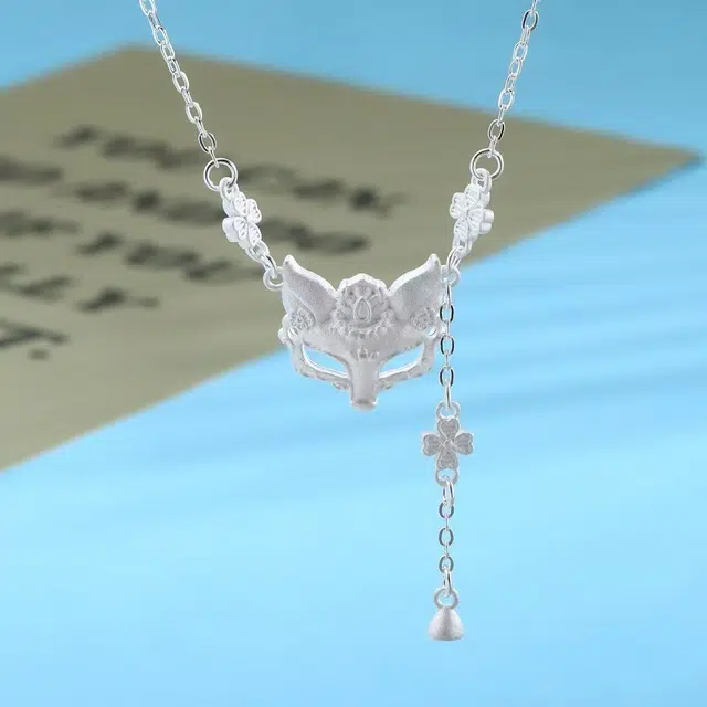999