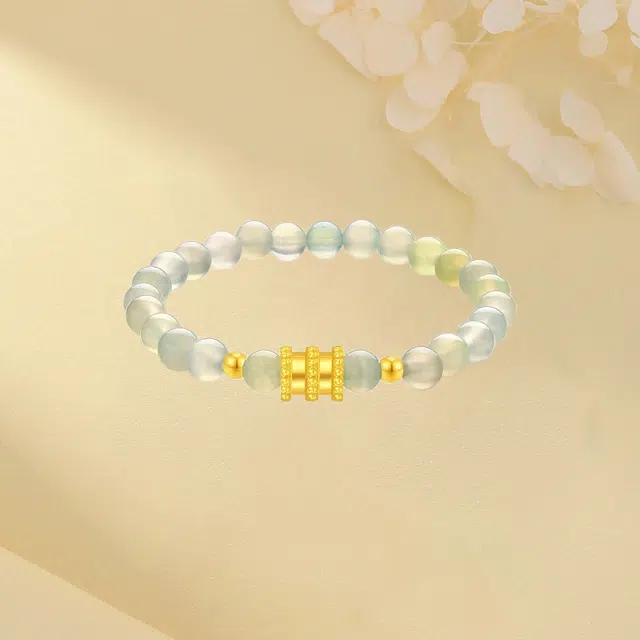 999