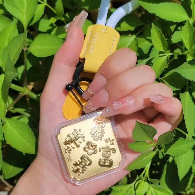 麟典 越来越好 包包挂饰 平安纳福手机链 新中式招财转运钥匙扣储值金钱币高级小众收藏保值 #好运 金 挂件 男女同款情侣款