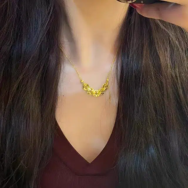 999