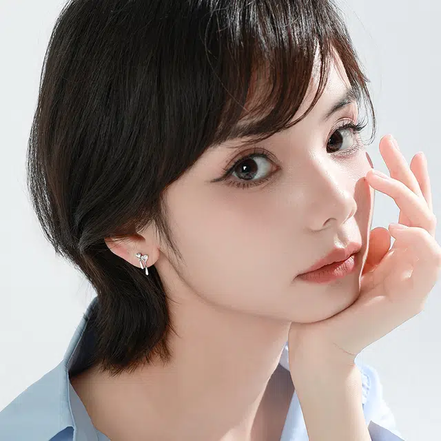 S925