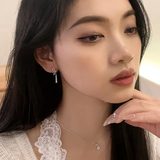 S925
