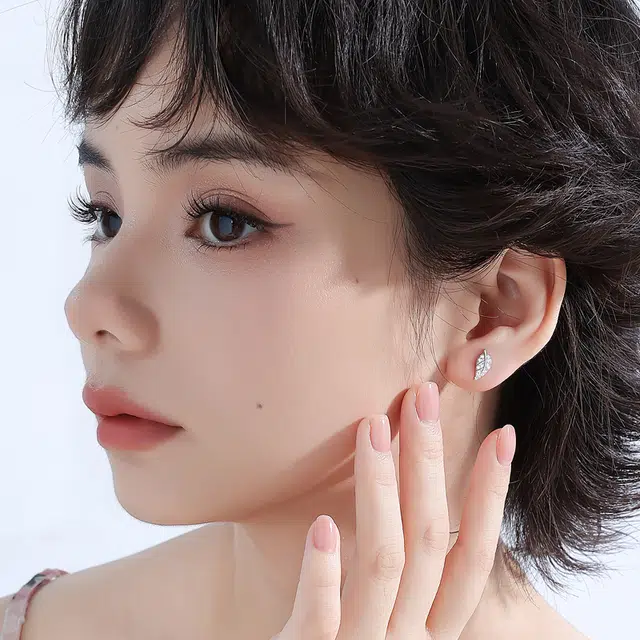 S925