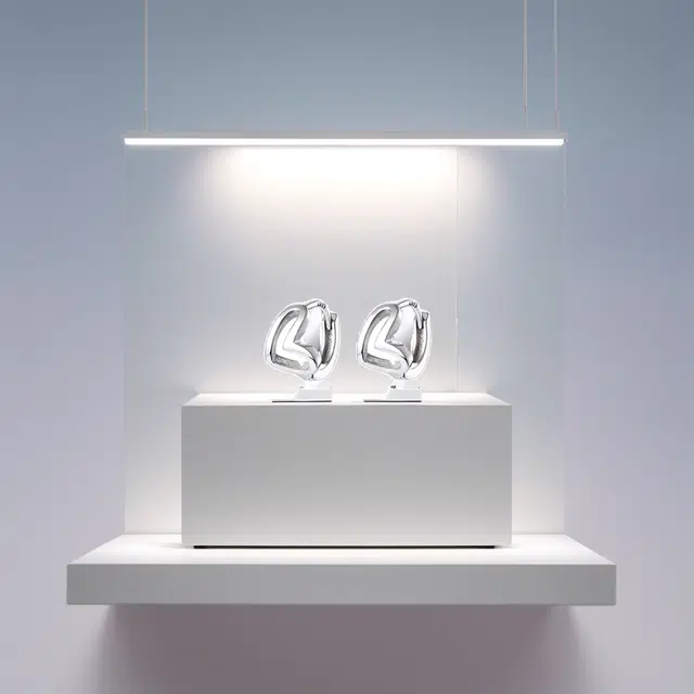 S925