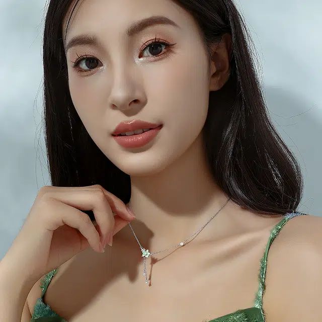 925 ins