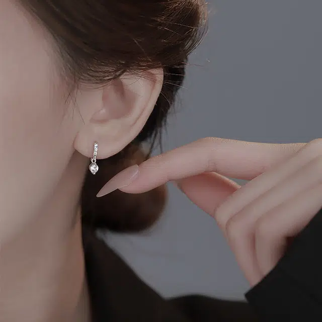 925 ins