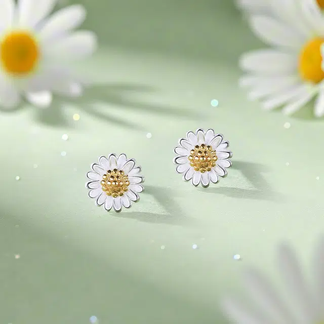 999