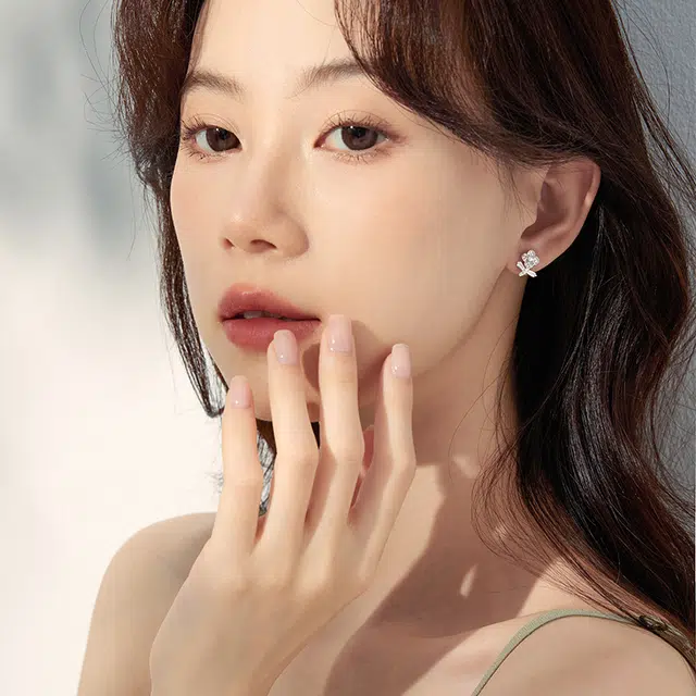 S925